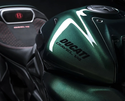 Ducati-Diavel-V4 for Bentley
